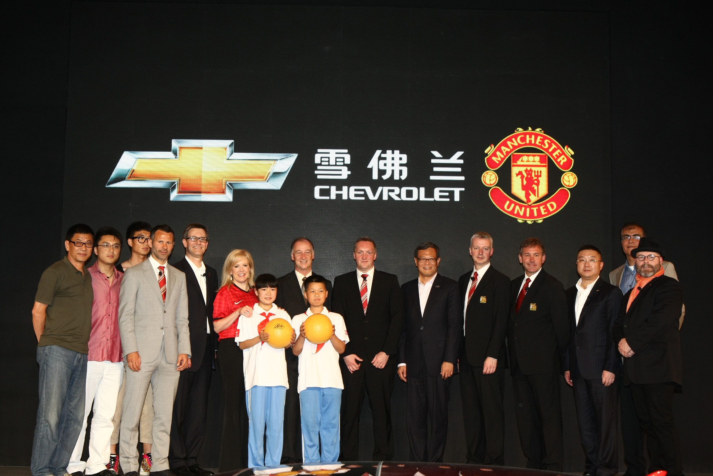 雪佛兰正式成为英超曼联官方汽车合作伙伴