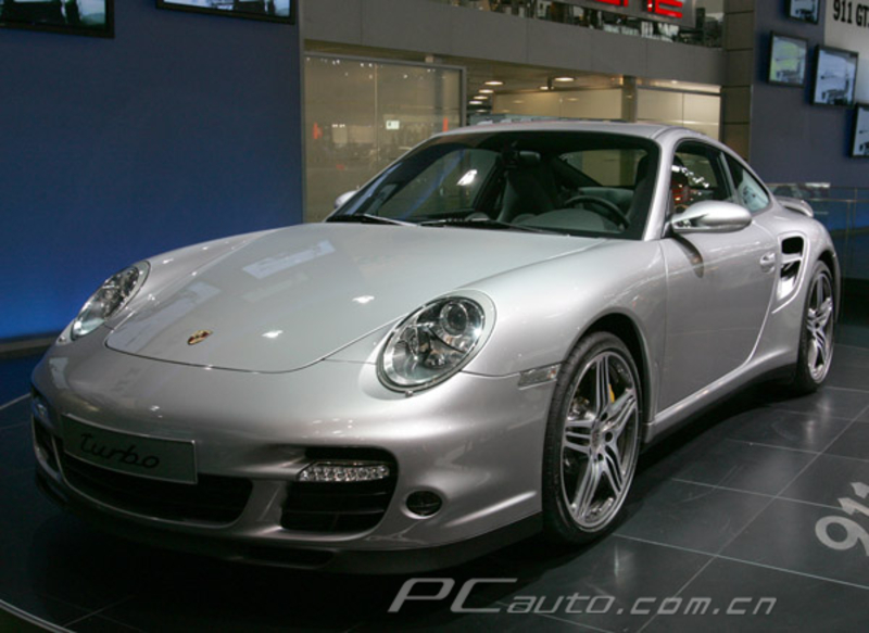 porsche911turbo001_800x600.jpg