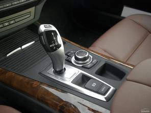 2011款宝马X5 xDrive50i 豪华型