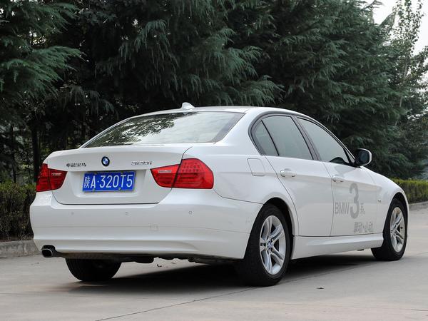 2010款宝马320i 时尚型