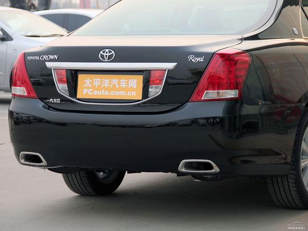 2010款皇冠 2.5 royal 真皮天窗版