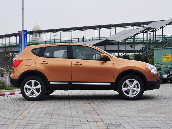 2011款逍客 2.0XV 虎 CVT 4WD