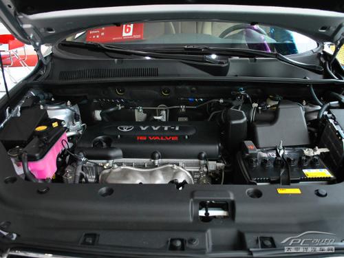 2012款 丰田RAV4 2.4 MT 豪华版