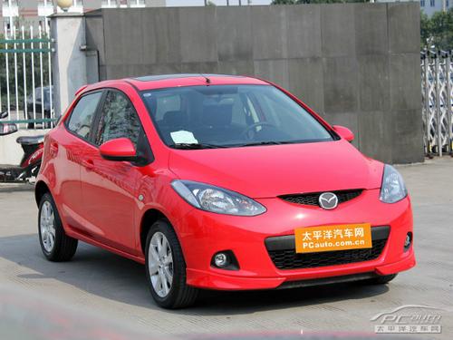 mazda2两厢/三厢沿袭并进化马自达经典的"zoom-zoom"设计高清图片