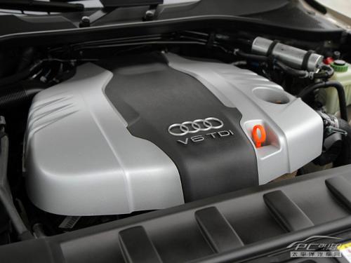 2012款 奥迪Q7 3.0 TDI 领先型