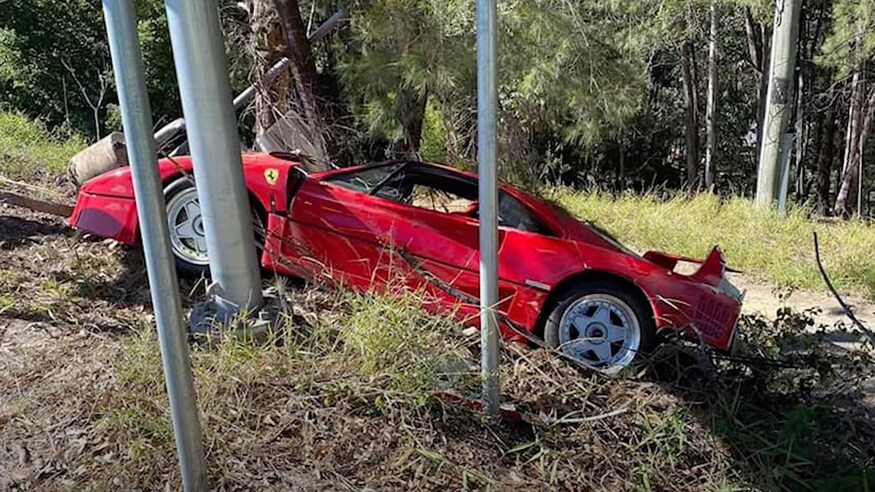 法拉利F40車禍，車主沒上保險(xiǎn)