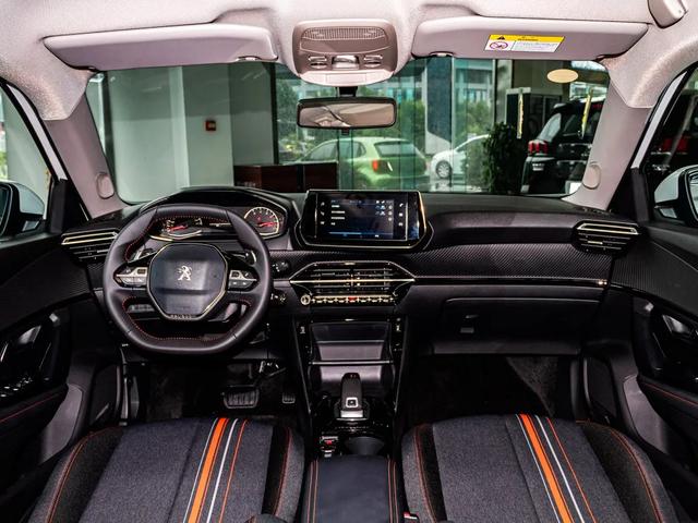 15万买小型SUV,保养费用低,这几款适合90后姑娘