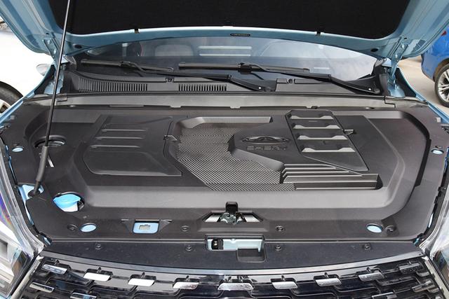奇瑞全新一代 瑞虎5x新车6.99万元起！1.5升自然吸气发动机