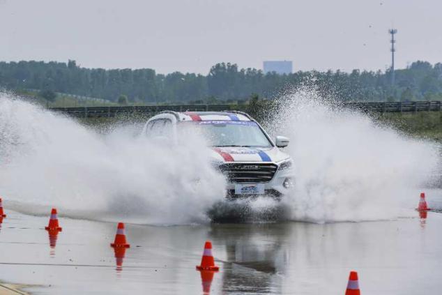 中国汽车“奥运会”，奇瑞捷途X70首次参赛即获冠军