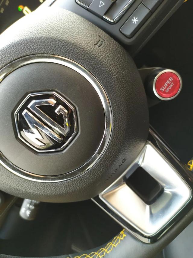 试驾第三代名爵6 PHEV,左右逢源