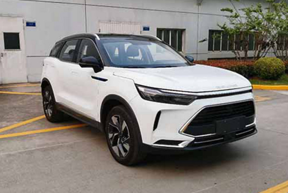 BEIJING汽車X7 PHEV亮相，還有一款神秘概念車