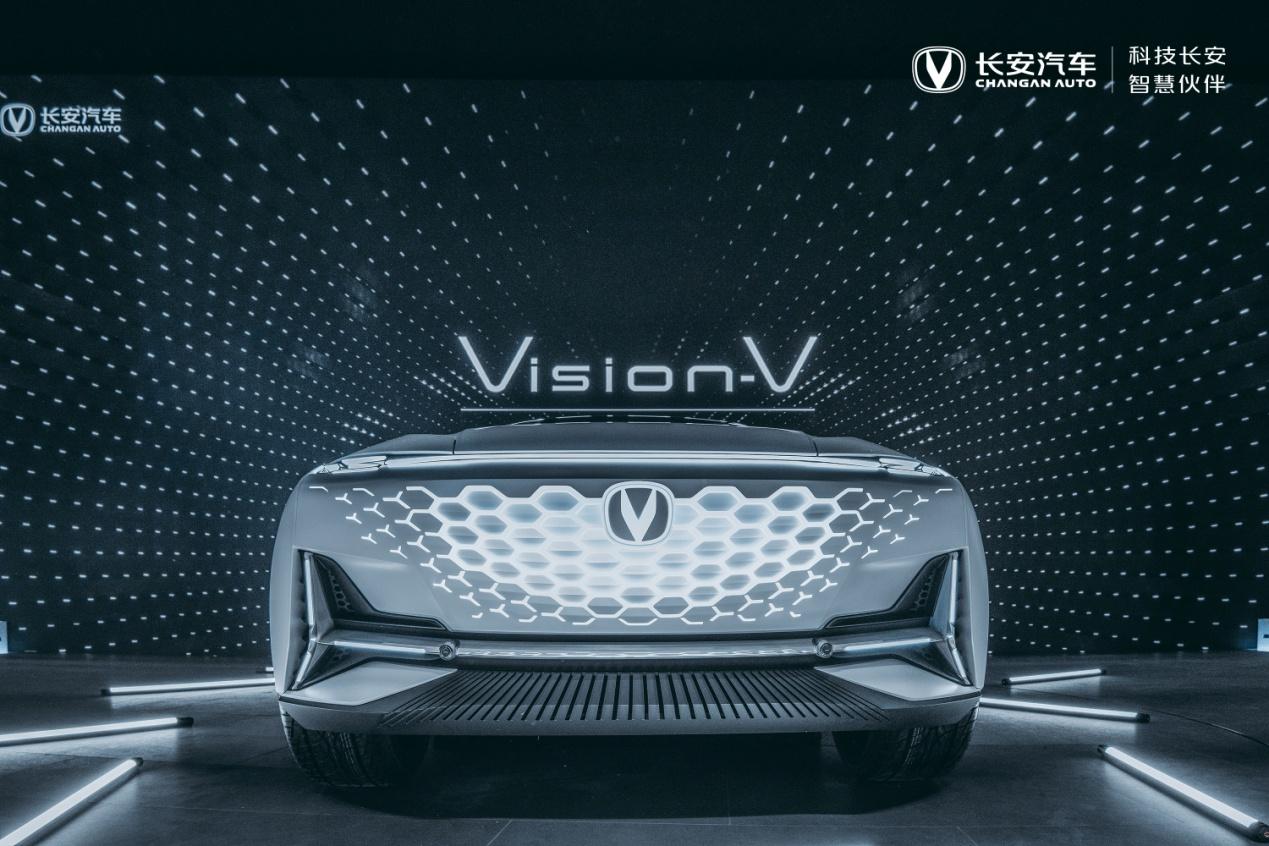 新的时代，长安汽车要用Vision V敲开高端化的大门