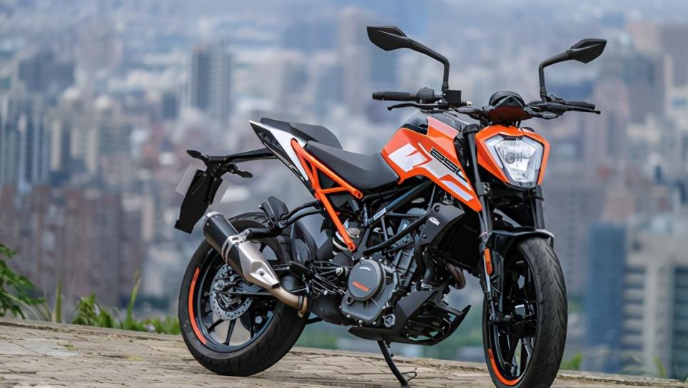 KTM 250 ADV照片曝光，印度售價(jià)2萬國內(nèi)要賣多少錢？