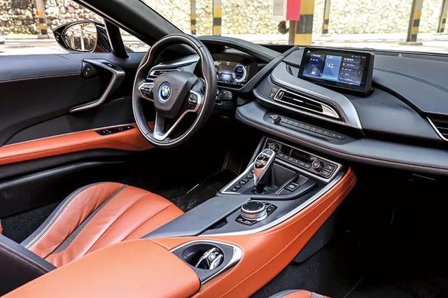 深度｜BMW i8，向勇敢致敬