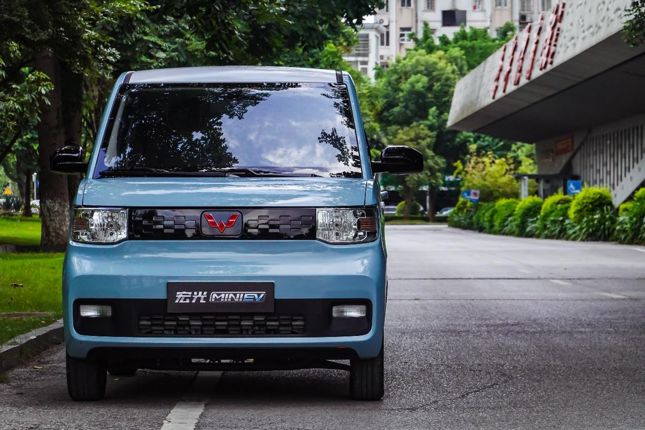 冬季用車(chē)小指南，讓你的新能源汽車(chē)和電池焦慮說(shuō)拜拜