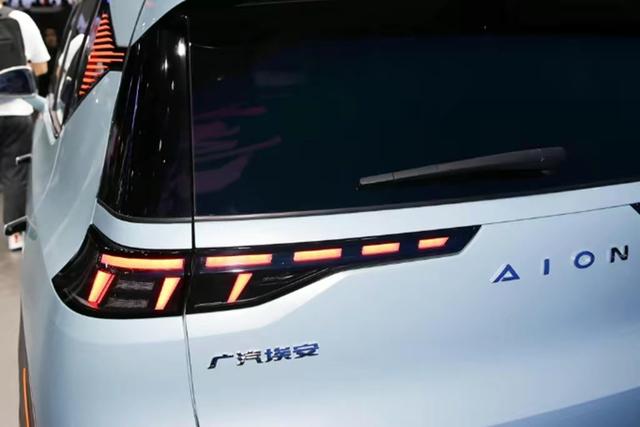 广汽埃安全新SUV亮相广州车展，并正式命名为埃安Y