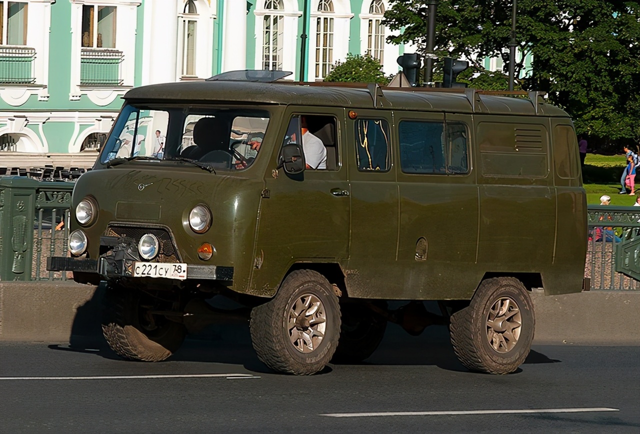 16万俄罗斯进口车，带大梁配四驱，瓦滋旅行者是情怀还是垃圾？