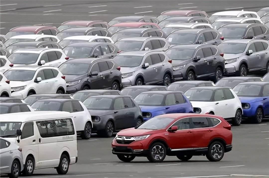 日本将于2030年代中期停止燃油车销售