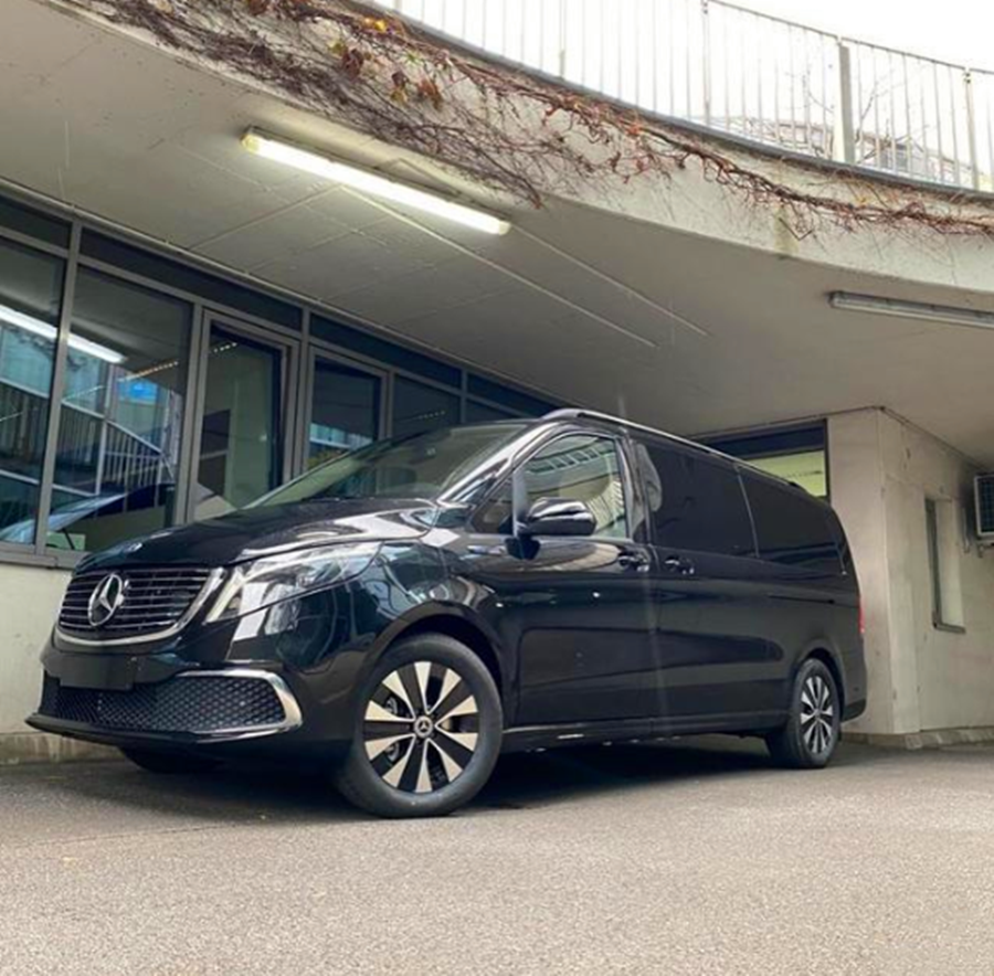 奔馳又一重量級(jí)MPV！全新EQV實(shí)車亮相，有6/7/8座可選