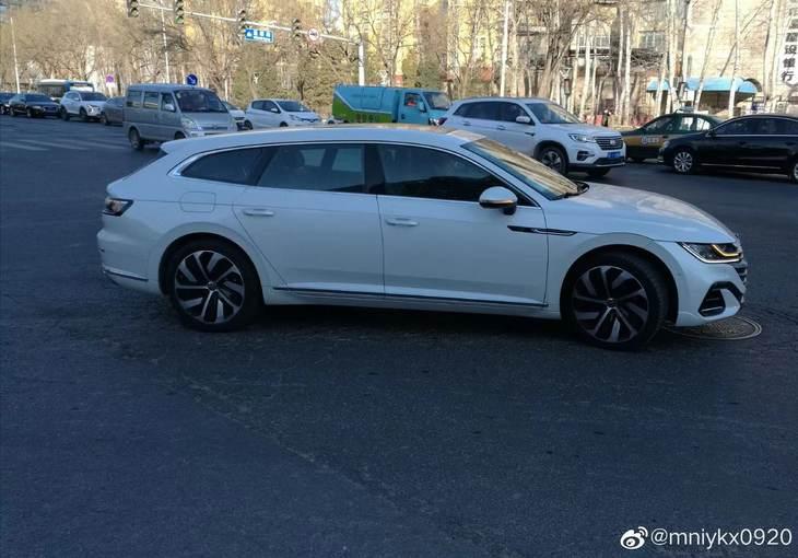 輪眉消失了！大眾進口Arteon獵裝車實車圖 即將引入國內(nèi)