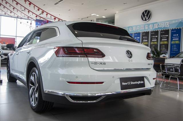 cc车价格及图片2020,cc汽车2020款图片 探店新cc猎装车,百公里加速7.8秒,配置高,下单的仍是