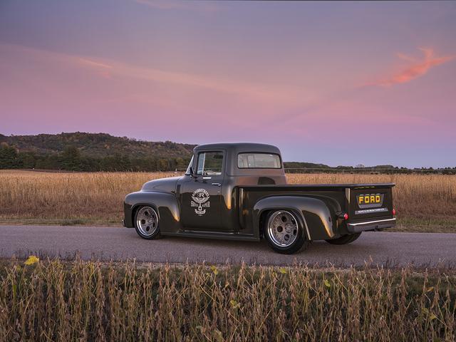 1954年福特f-100皮卡重获新生,大美外貌让人爱