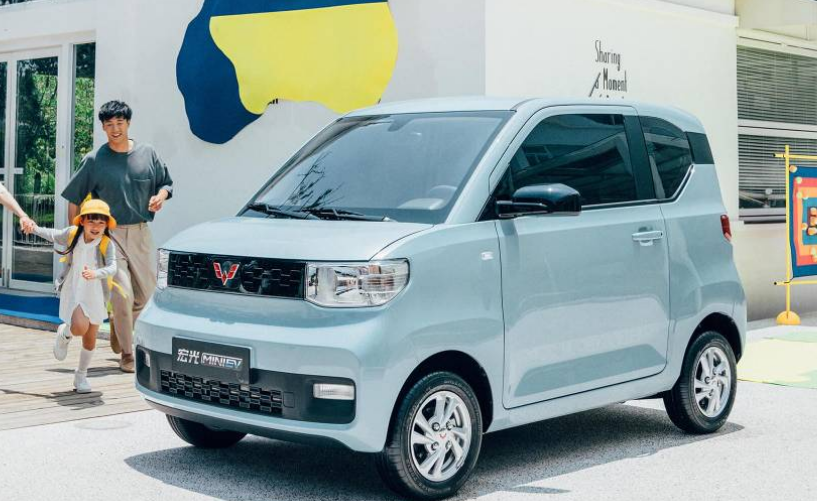 宏光MINI EV加裝氣囊，續(xù)航提至200km，別提價好嗎？