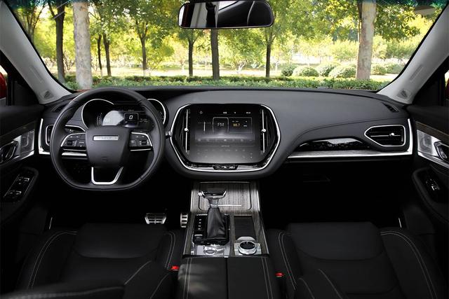 捷途X70特供版推4款车型，售价8.59万起，配置升级