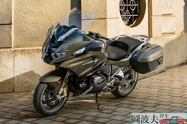 2021 宝马r1250 rt标准配备全面增加,开价22万