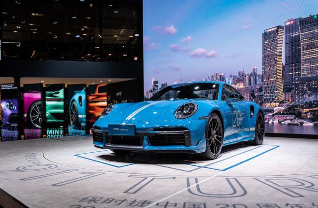 保时捷718turbo s,保时捷911turbos 911 turbo s 保时捷中国 20 周年纪念版和全新 718 spyder,并且两车