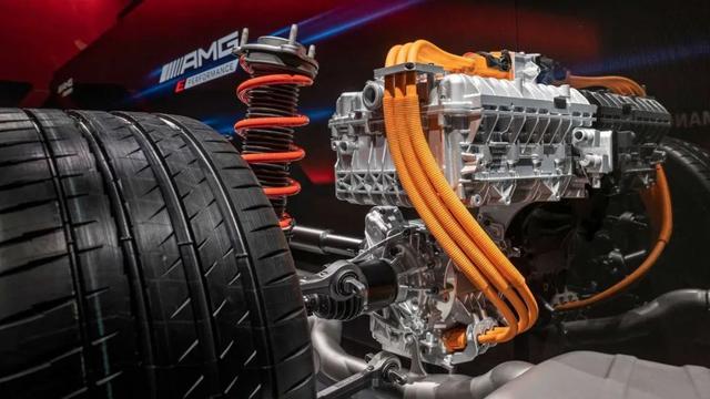 Cars01车闻丨源自F1赛车 AMG全新插电式混合动力解析