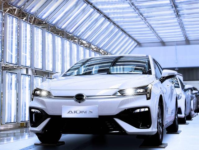 广汽埃安aion s 首成智能轿车最快量产10万辆
