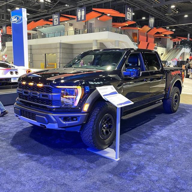 实拍新款福特f-150 raptor版 搭载3.5t发动机 扭矩达691牛·米