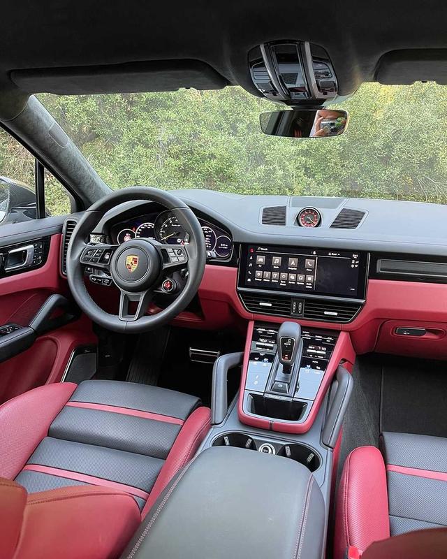实拍保时捷cayenne turbo gt 全新suv性能猛兽