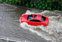 汽车涉水后，哪些保险最实用？