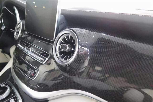 奔驰V260L黑鲨TopCar,碳纤维的顶级豪华定制