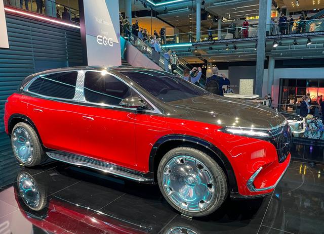 电动迈巴赫原来长这样 梅赛德斯-迈巴赫EQS SUV概念车正式发布