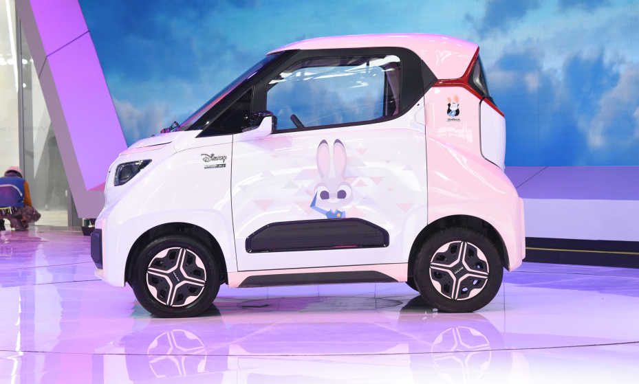五菱nanoev,五菱nanoev图片 五菱nanoev已亮相,迪士尼限定版才卖5万多,全系2座,续航305km