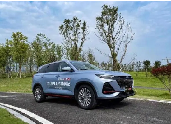 长安欧尚x7plus即将上市,带来超强科技体验,成为国产车的骄傲