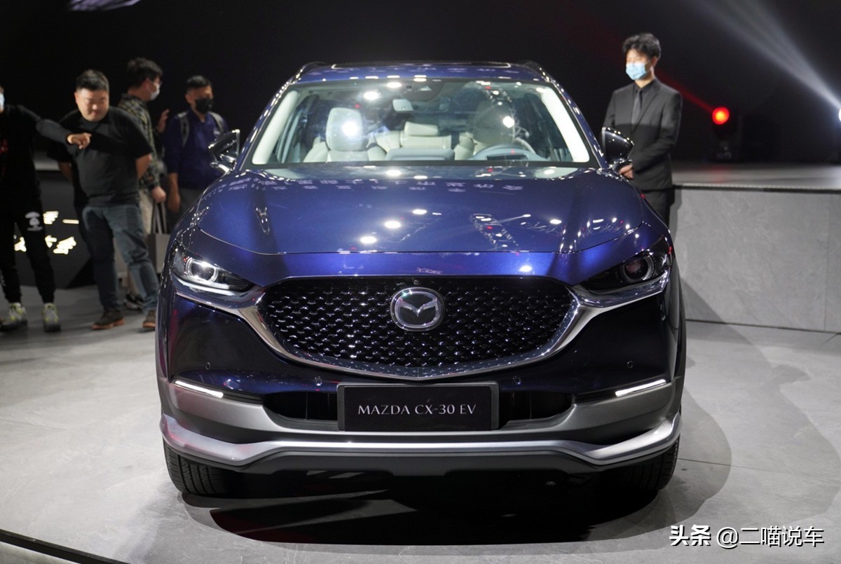 品牌国内纯电首秀,长安马自达cx-30 ev,挑战不容小觑