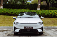 小鵬P5、極氪001車機(jī)對(duì)比，差距原來在這里