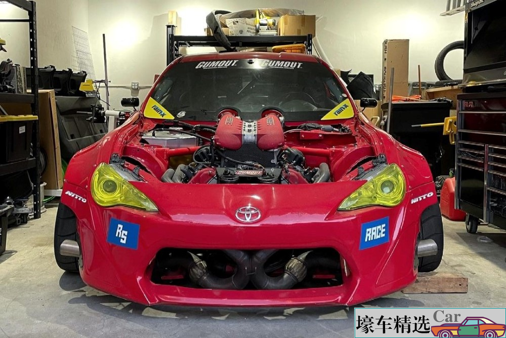 狂人之作!牛魔王丰田 supra 移植 v10 na 赛车引擎