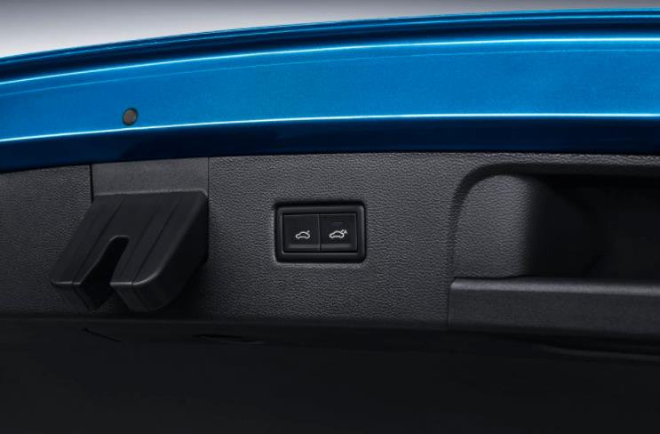 探岳3周年限量版上市，21.49万起售，标配电控后备箱+主动刹车