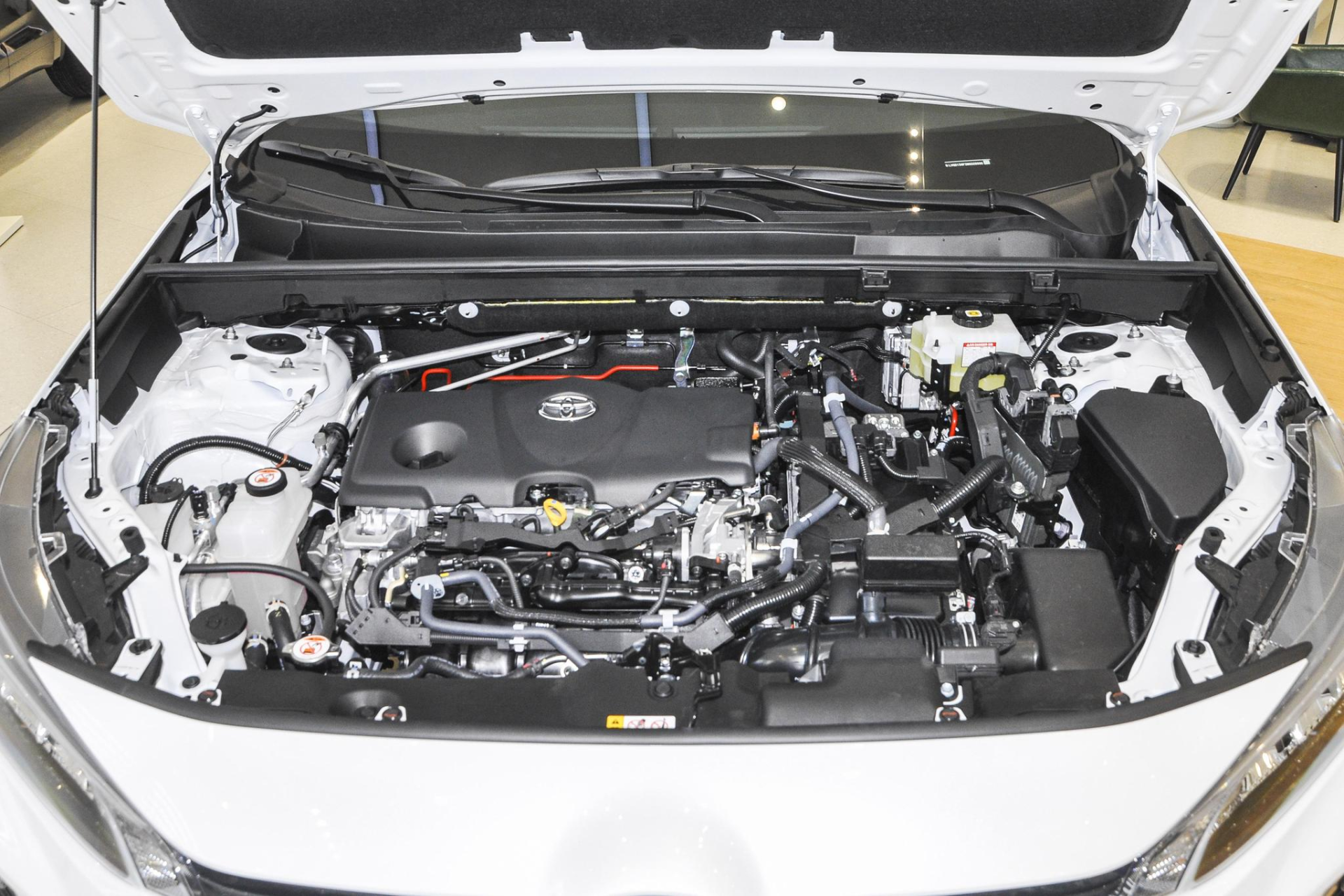 全系标配7气囊,油耗低至4.6L,广汽丰田威兰达怎么样?