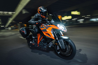 2022 KTM 1290GT米蘭車展發(fā)布：配備半主動電子懸掛