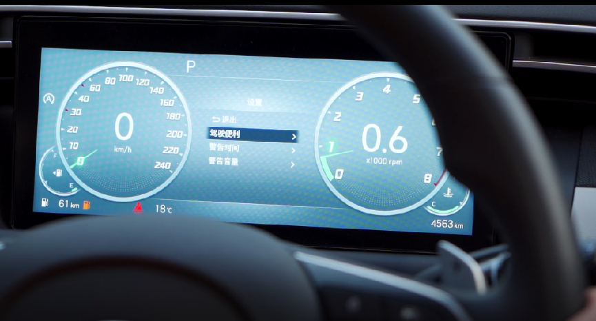18万买什么SUV?这款SUV颜值高油耗低,还有多种车型可选,太香了