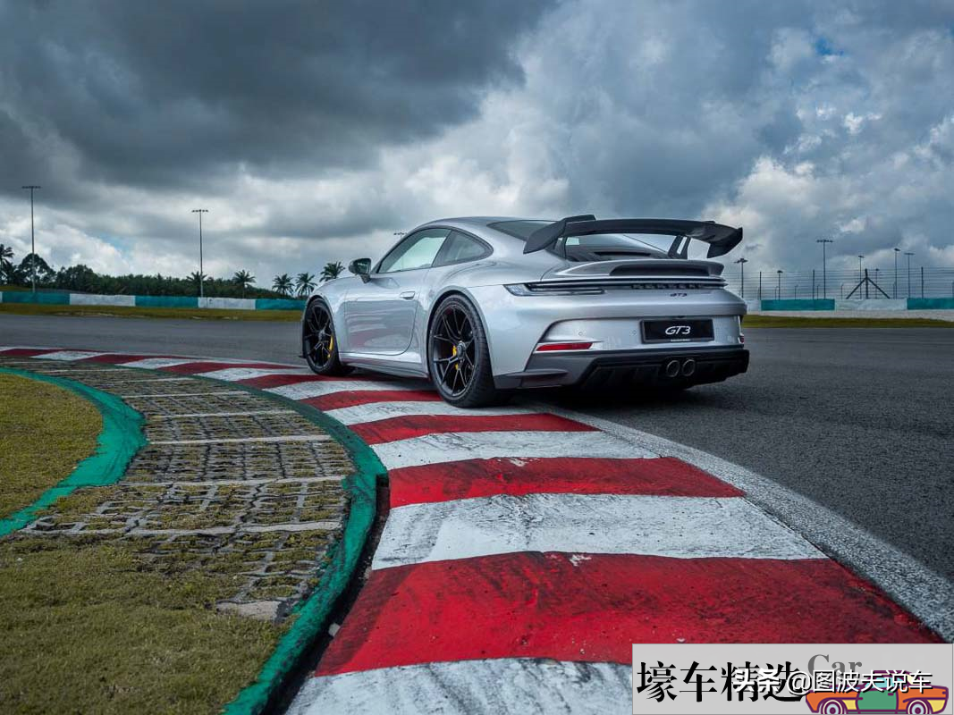 911系列终极赛道版本,全新保时捷911 gt3跑车