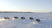 越野車開上滑雪道?BJ40就是這么猛