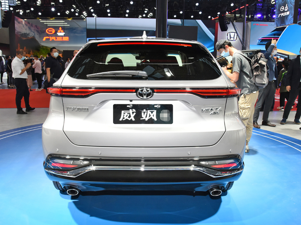 丰田威飒上市了,油耗4.5l,定位中型suv,售价却不到22万