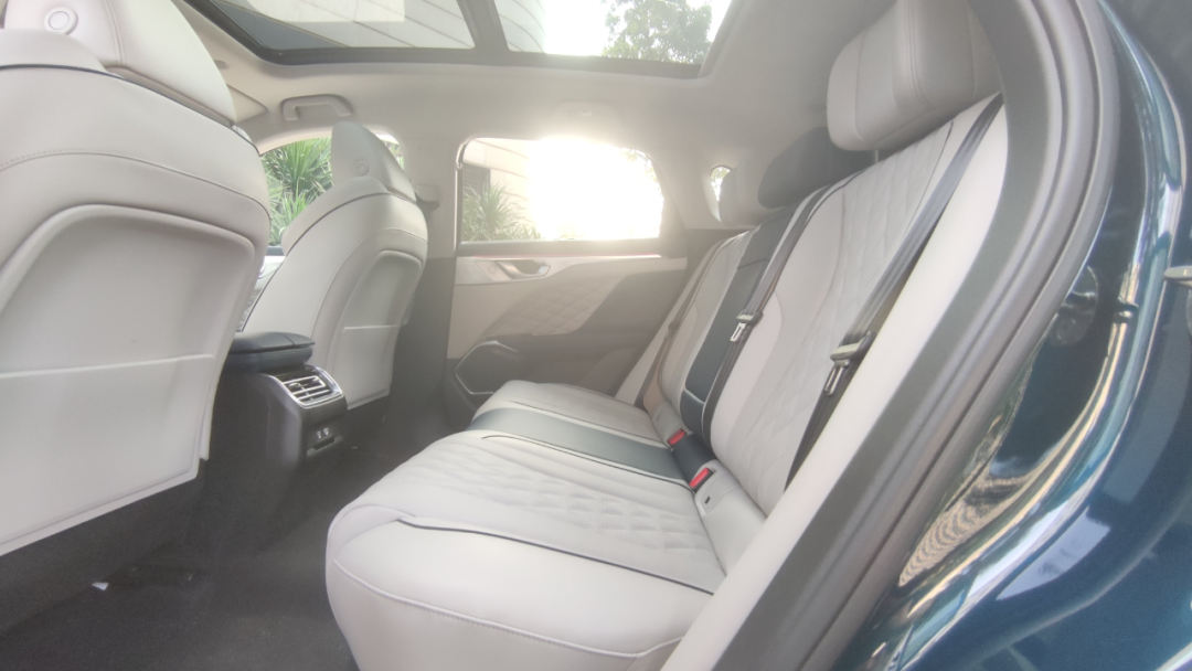 PHEV多少纯电续航才合适？摩卡DHT PHEV：204km正正好